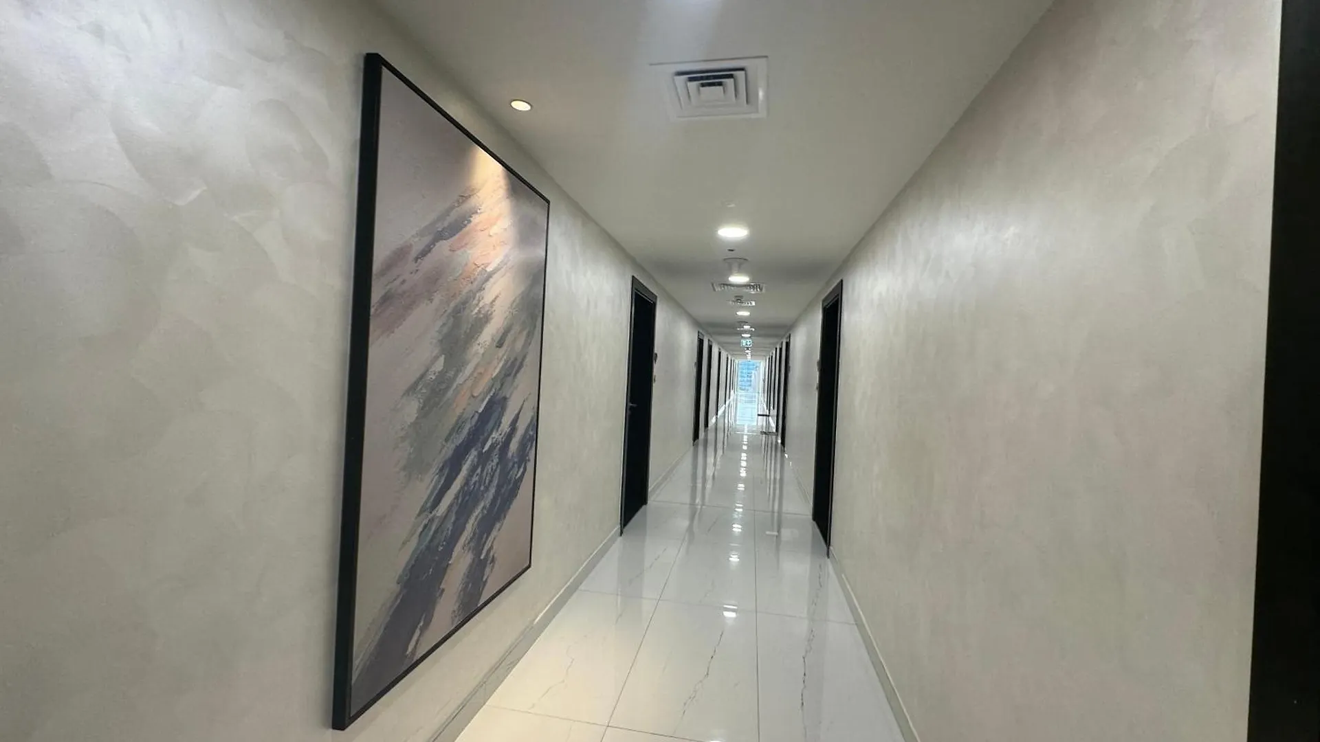Ashri Hh Standard Studio Arjan Dubai Birleşik Arap Emirlikleri